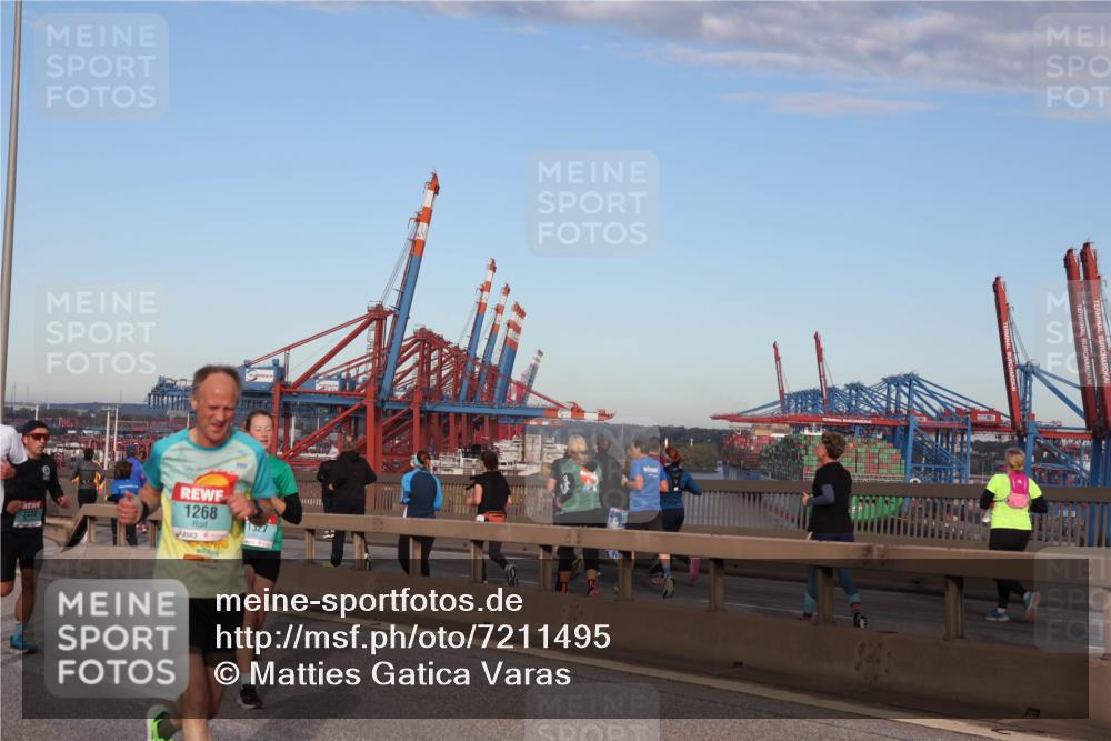 03.10.2024 - Köhlbrandbrückenlauf Matties Gatica Varas http://msf.ph/oto/7211495 03.10.2024 09:36:38 Position 2 1268, 1327 meine-sportfotos.de