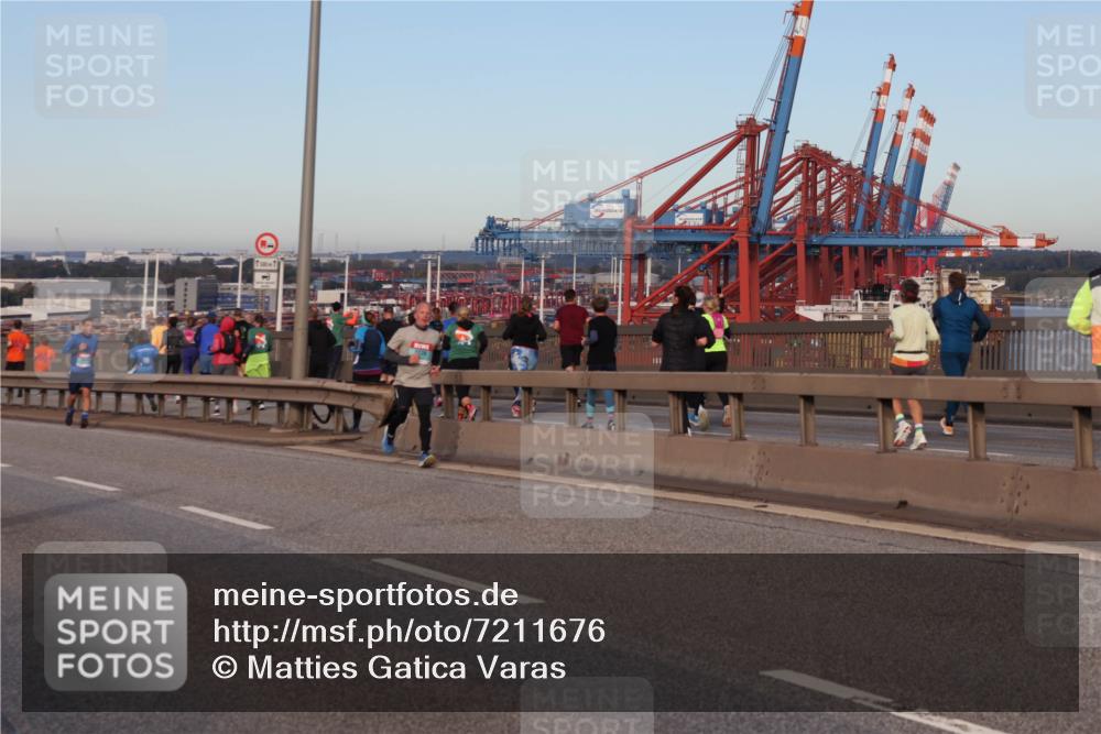 03.10.2024 - Köhlbrandbrückenlauf Matties Gatica Varas http://msf.ph/oto/7211676 03.10.2024 09:36:44 Position 2 00, 1 meine-sportfotos.de