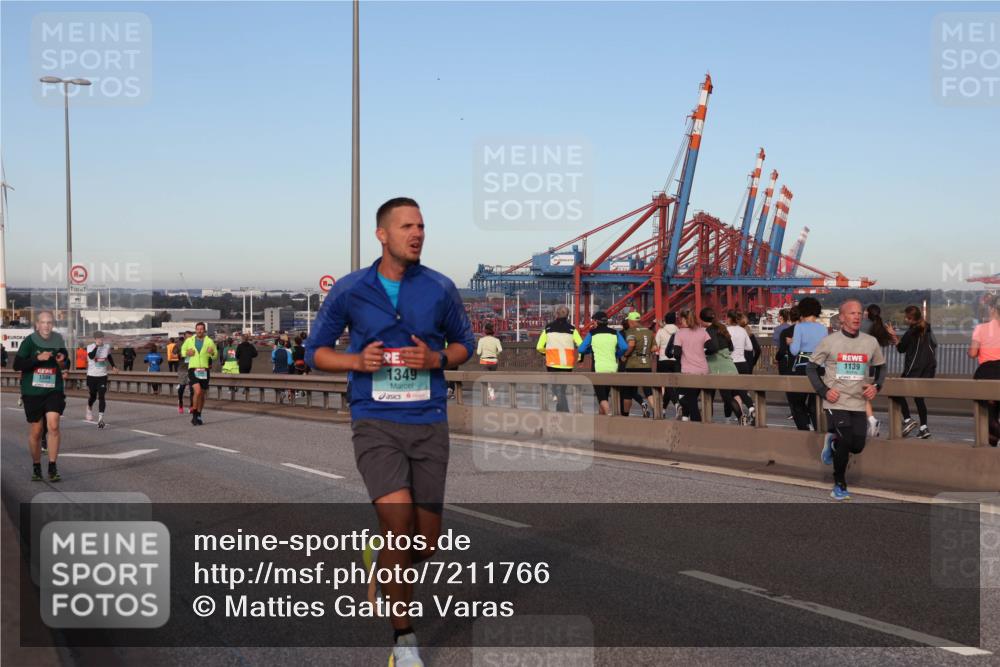 03.10.2024 - Köhlbrandbrückenlauf Matties Gatica Varas http://msf.ph/oto/7211766 03.10.2024 09:36:49 Position 2 1384, 500, 1349, 1139 meine-sportfotos.de
