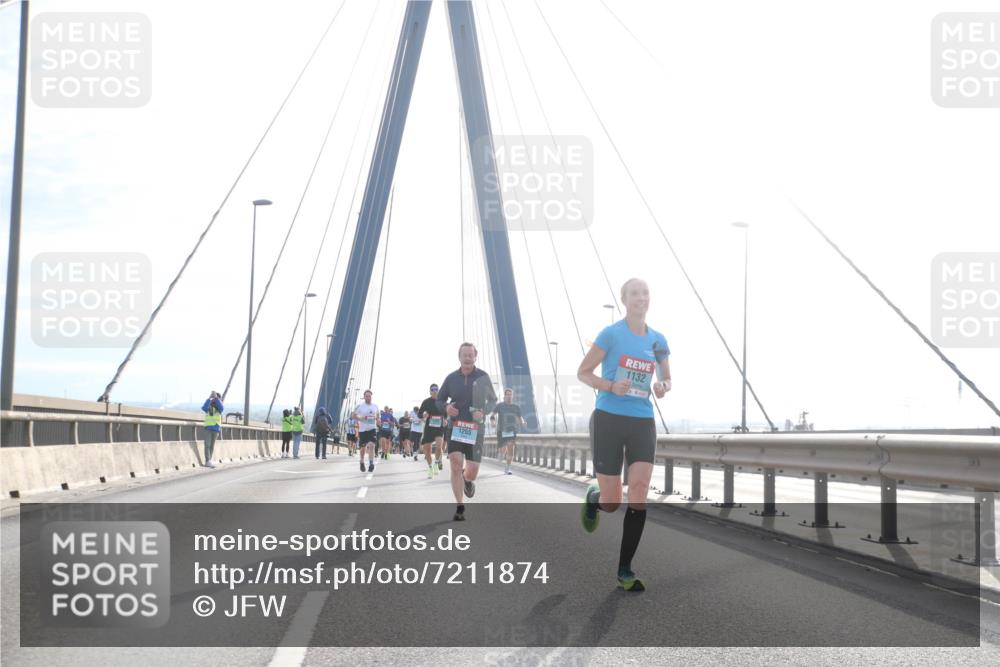 03.10.2024 - Köhlbrandbrückenlauf Jannik Wohlers http://msf.ph/oto/7211874 03.10.2024 09:20:56 Position 1 1255, 1132 meine-sportfotos.de