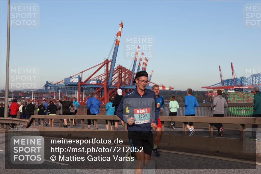 03.10.2024 - Köhlbrandbrückenlauf Matties Gatica Varas http://msf.ph/oto/7212052 03.10.2024 09:37:05 Position 2 1399 meine-sportfotos.de