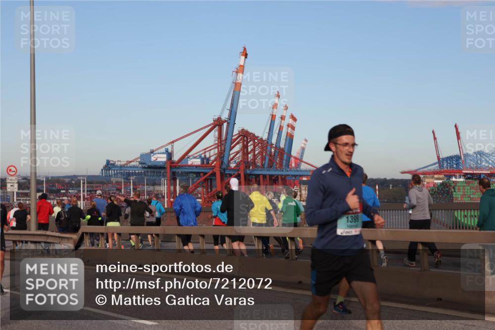 03.10.2024 - Köhlbrandbrückenlauf Matties Gatica Varas http://msf.ph/oto/7212072 03.10.2024 09:37:05 Position 2  meine-sportfotos.de