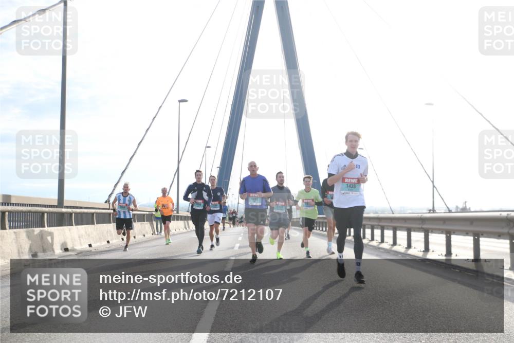 03.10.2024 - Köhlbrandbrückenlauf Jannik Wohlers http://msf.ph/oto/7212107 03.10.2024 09:21:06 Position 1 1493, 19, 1206, 1161, 1438 meine-sportfotos.de