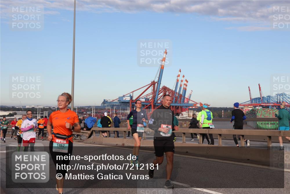 03.10.2024 - Köhlbrandbrückenlauf Matties Gatica Varas http://msf.ph/oto/7212181 03.10.2024 09:37:09 Position 2 1462, 1293 meine-sportfotos.de