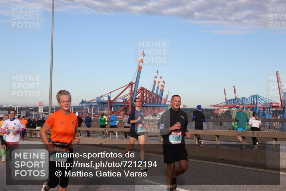 03.10.2024 - Köhlbrandbrückenlauf Matties Gatica Varas http://msf.ph/oto/7212194 03.10.2024 09:37:09 Position 2 1439, 500, 1, 1462, 1983 meine-sportfotos.de
