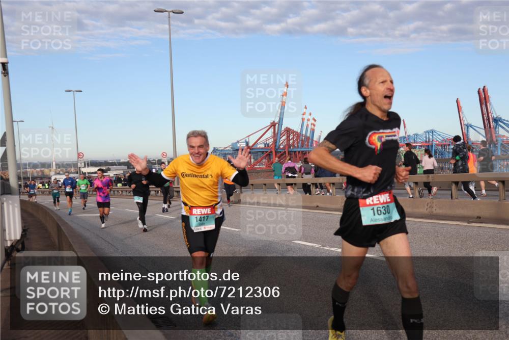 03.10.2024 - Köhlbrandbrückenlauf Matties Gatica Varas http://msf.ph/oto/7212306 03.10.2024 09:37:14 Position 2 1417, 1630 meine-sportfotos.de