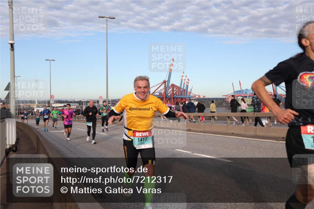 03.10.2024 - Köhlbrandbrückenlauf Matties Gatica Varas http://msf.ph/oto/7212317 03.10.2024 09:37:14 Position 2 104, 1417 meine-sportfotos.de