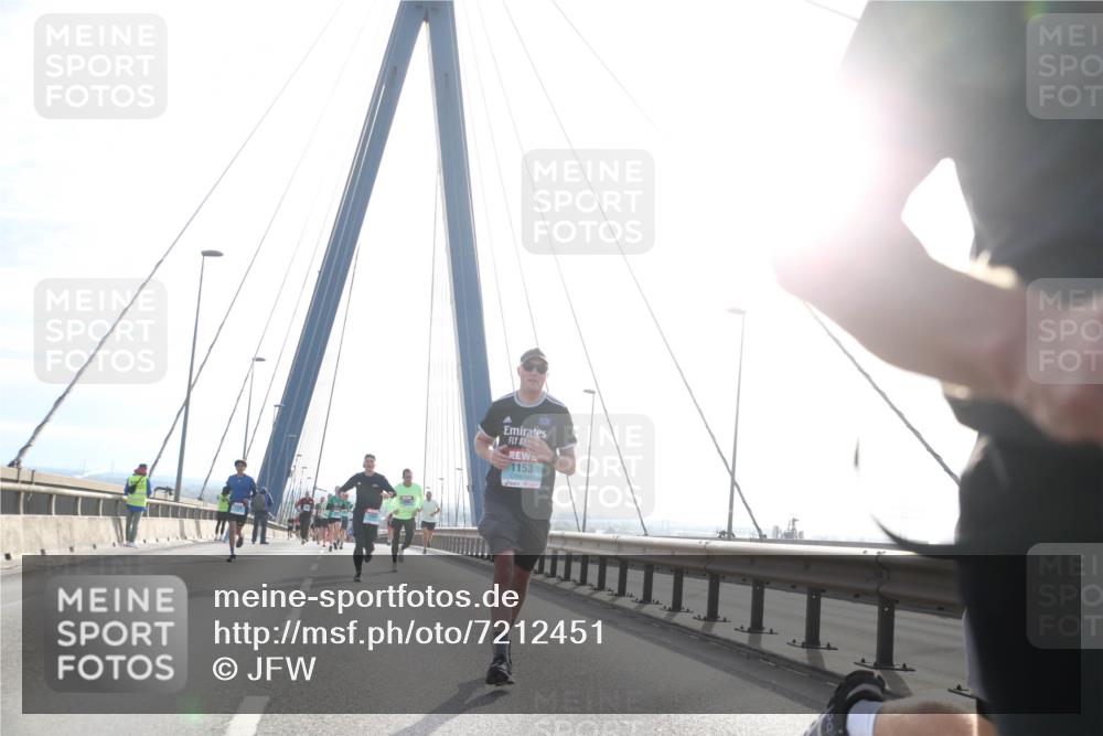 03.10.2024 - Köhlbrandbrückenlauf Jannik Wohlers http://msf.ph/oto/7212451 03.10.2024 09:21:10 Position 1 1153 meine-sportfotos.de