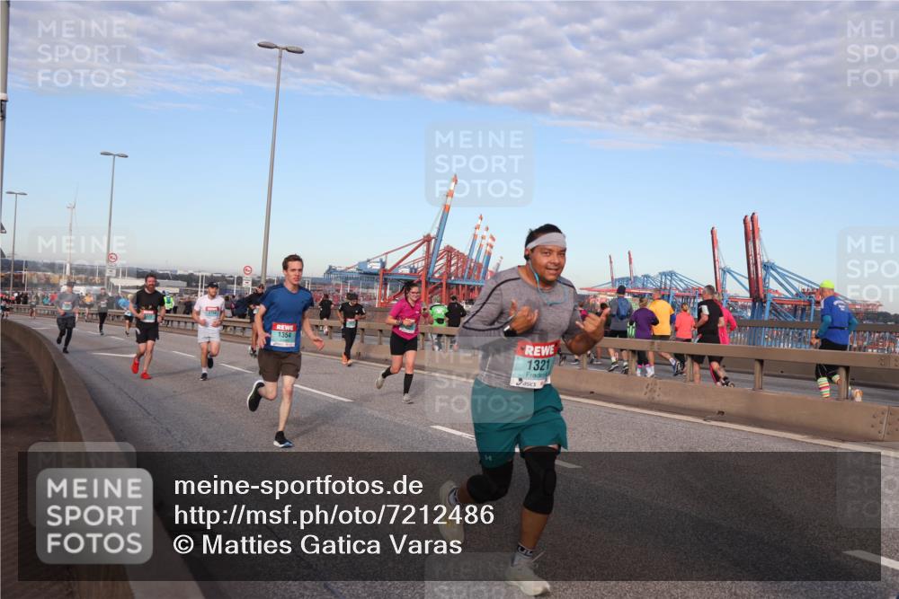 03.10.2024 - Köhlbrandbrückenlauf Matties Gatica Varas http://msf.ph/oto/7212486 03.10.2024 09:37:24 Position 2 1354, 1321 meine-sportfotos.de
