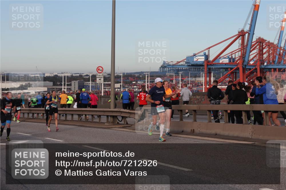 03.10.2024 - Köhlbrandbrückenlauf Matties Gatica Varas http://msf.ph/oto/7212926 03.10.2024 09:37:38 Position 2 3468, 1500, 1, 63, 3, 2002 meine-sportfotos.de