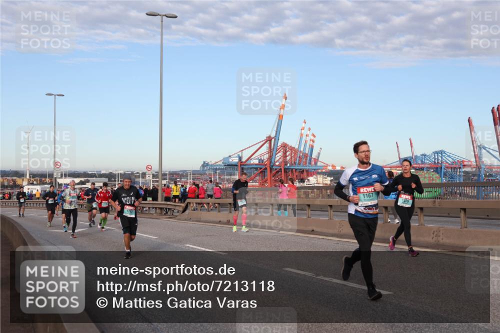 03.10.2024 - Köhlbrandbrückenlauf Matties Gatica Varas http://msf.ph/oto/7213118 03.10.2024 09:37:49 Position 2 1262, 1167 meine-sportfotos.de