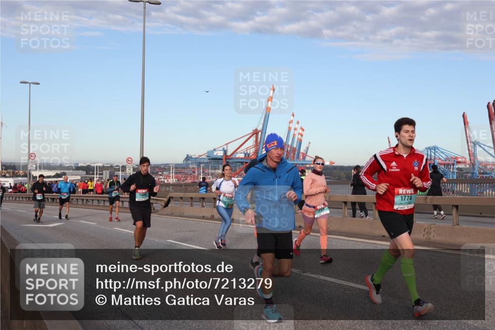 03.10.2024 - Köhlbrandbrückenlauf Matties Gatica Varas http://msf.ph/oto/7213279 03.10.2024 09:37:55 Position 2 1498, 1433, 1774, 19 meine-sportfotos.de