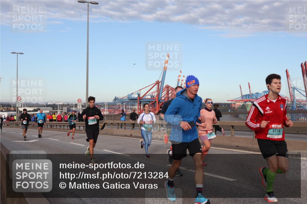 03.10.2024 - Köhlbrandbrückenlauf Matties Gatica Varas http://msf.ph/oto/7213284 03.10.2024 09:37:55 Position 2 1498, 1433, 1325, 19, 1774 meine-sportfotos.de
