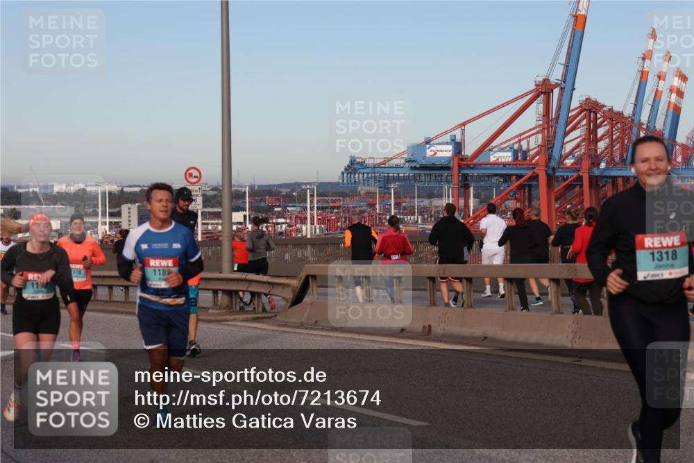 03.10.2024 - Köhlbrandbrückenlauf Matties Gatica Varas http://msf.ph/oto/7213674 03.10.2024 09:38:09 Position 2 112, 518, 118, 00, 1, 1318 meine-sportfotos.de