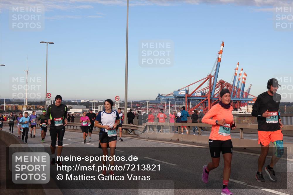 03.10.2024 - Köhlbrandbrückenlauf Matties Gatica Varas http://msf.ph/oto/7213821 03.10.2024 09:38:14 Position 2 500, 1350, 264, 1518, 1637 meine-sportfotos.de