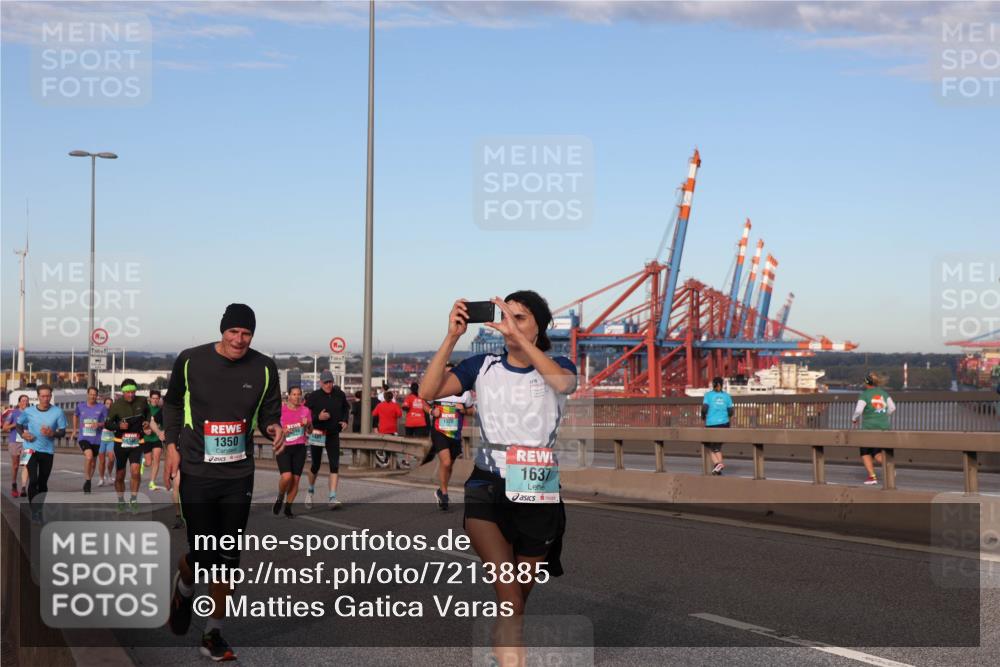 03.10.2024 - Köhlbrandbrückenlauf Matties Gatica Varas http://msf.ph/oto/7213885 03.10.2024 09:38:15 Position 2 1350, 1637 meine-sportfotos.de