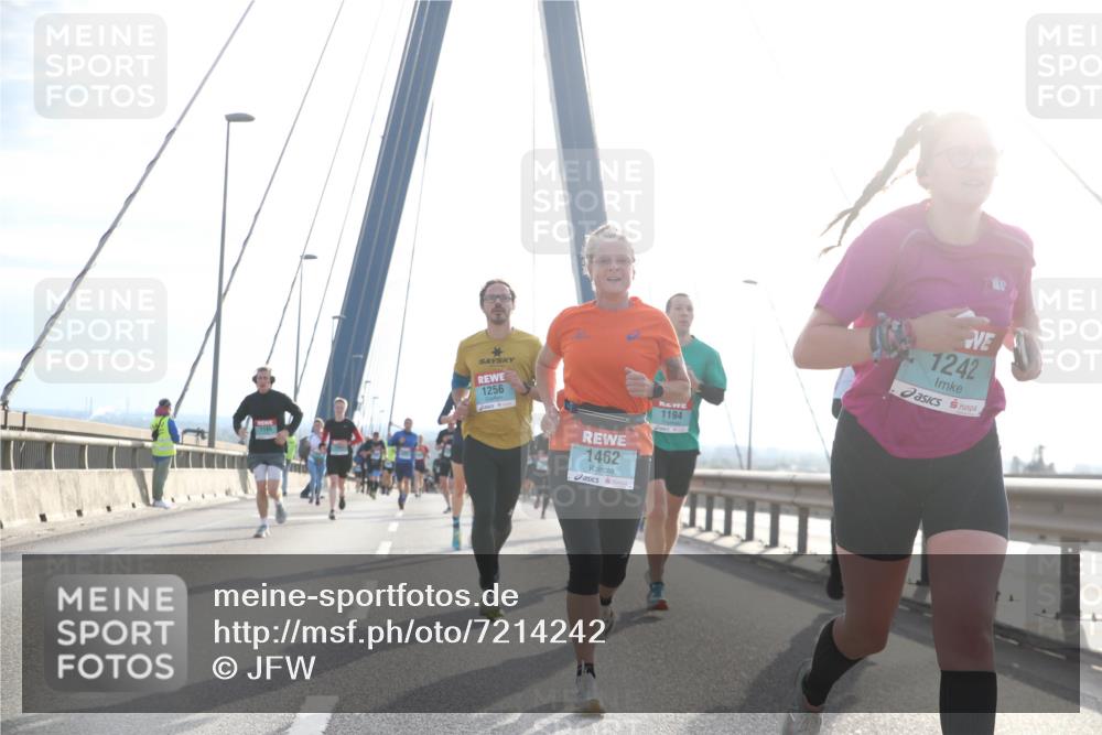 03.10.2024 - Köhlbrandbrückenlauf Jannik Wohlers http://msf.ph/oto/7214242 03.10.2024 09:21:55 Position 1 1256, 1462, 1194, 1242 meine-sportfotos.de