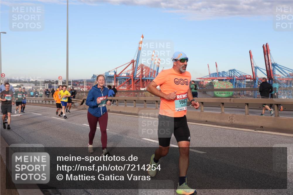 03.10.2024 - Köhlbrandbrückenlauf Matties Gatica Varas http://msf.ph/oto/7214254 03.10.2024 09:38:30 Position 2 1207, 1378, 09, 1667 meine-sportfotos.de