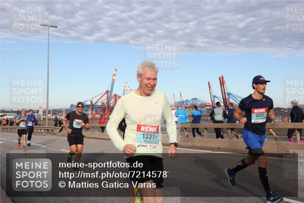 03.10.2024 - Köhlbrandbrückenlauf Matties Gatica Varas http://msf.ph/oto/7214578 03.10.2024 09:38:37 Position 2 3438, 1331, 3237 meine-sportfotos.de