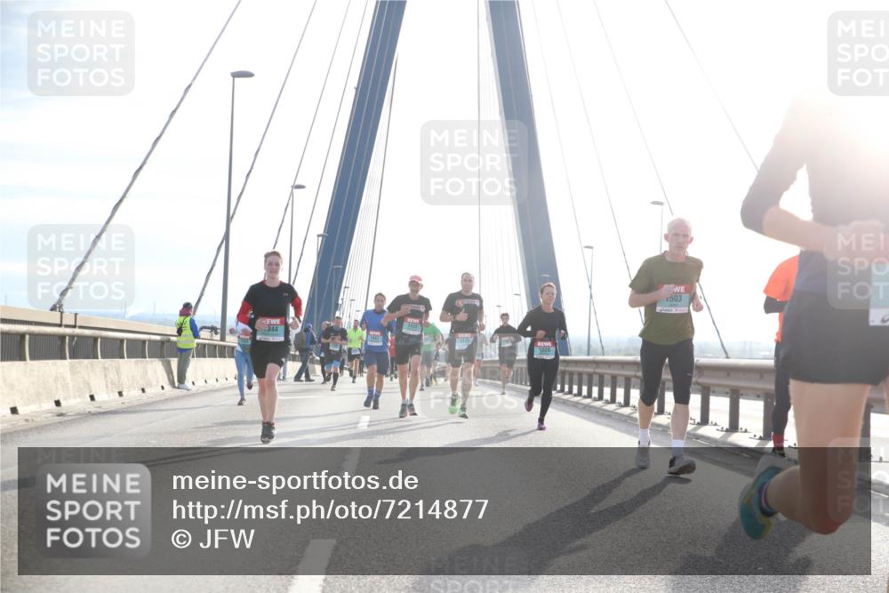 03.10.2024 - Köhlbrandbrückenlauf Jannik Wohlers http://msf.ph/oto/7214877 03.10.2024 09:21:59 Position 1 1425, 344, 1447, 1119, 1229, 1503 meine-sportfotos.de