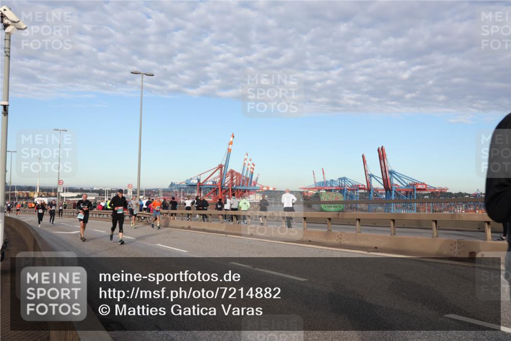 03.10.2024 - Köhlbrandbrückenlauf Matties Gatica Varas http://msf.ph/oto/7214882 03.10.2024 09:38:48 Position 2  meine-sportfotos.de