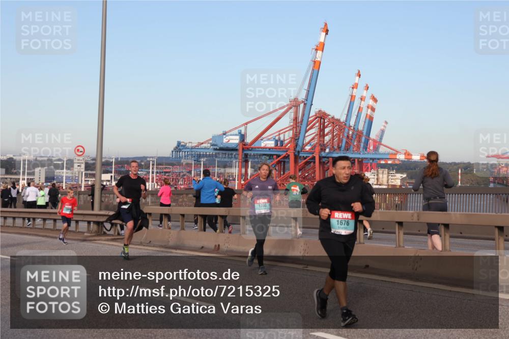 03.10.2024 - Köhlbrandbrückenlauf Matties Gatica Varas http://msf.ph/oto/7215325 03.10.2024 09:39:01 Position 2 1500, 1, 1390, 1676 meine-sportfotos.de