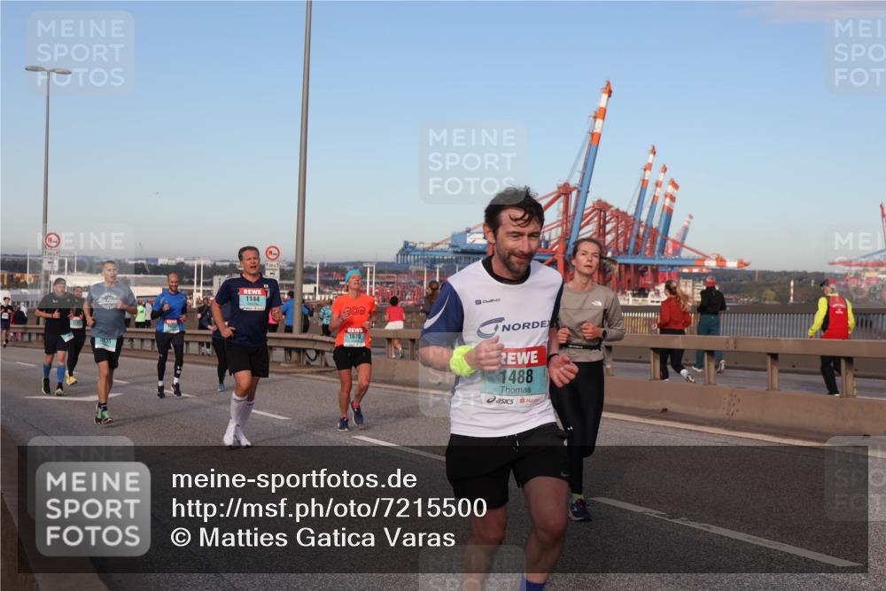 03.10.2024 - Köhlbrandbrückenlauf Matties Gatica Varas http://msf.ph/oto/7215500 03.10.2024 09:39:06 Position 2 1144, 909, 1670, 1488 meine-sportfotos.de