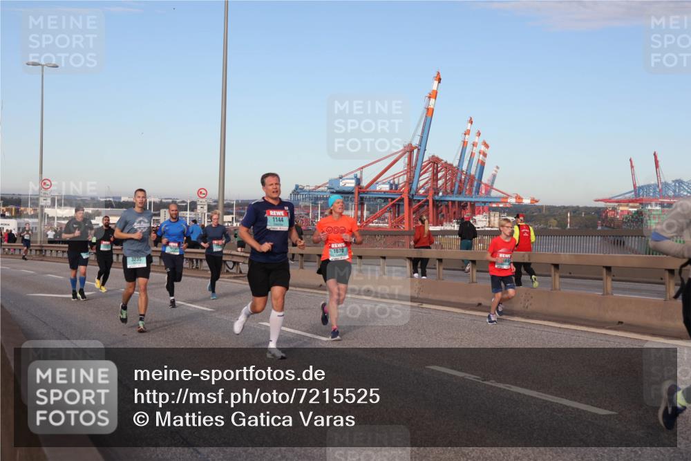 03.10.2024 - Köhlbrandbrückenlauf Matties Gatica Varas http://msf.ph/oto/7215525 03.10.2024 09:39:07 Position 2 3235, 1144, 1670 meine-sportfotos.de