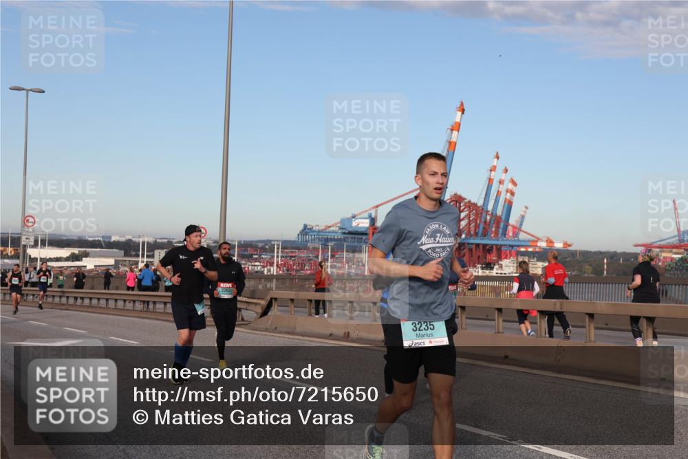 03.10.2024 - Köhlbrandbrückenlauf Matties Gatica Varas http://msf.ph/oto/7215650 03.10.2024 09:39:10 Position 2 2283, 2023, 3235 meine-sportfotos.de