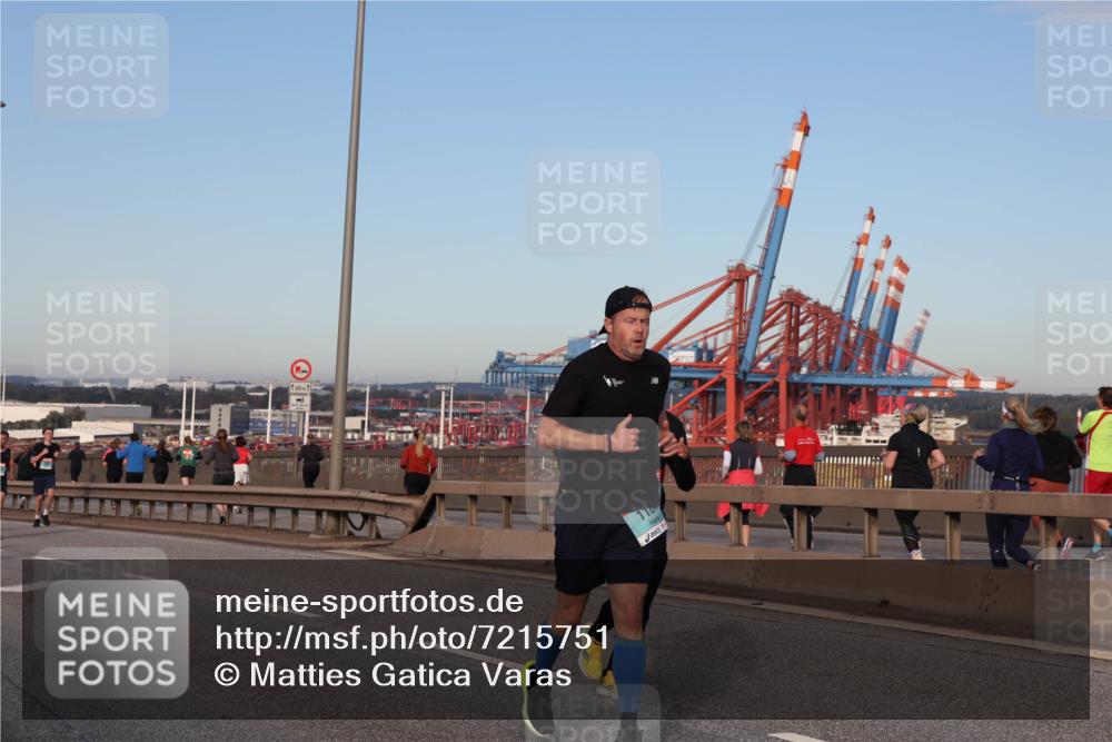 03.10.2024 - Köhlbrandbrückenlauf Matties Gatica Varas http://msf.ph/oto/7215751 03.10.2024 09:39:12 Position 2  meine-sportfotos.de