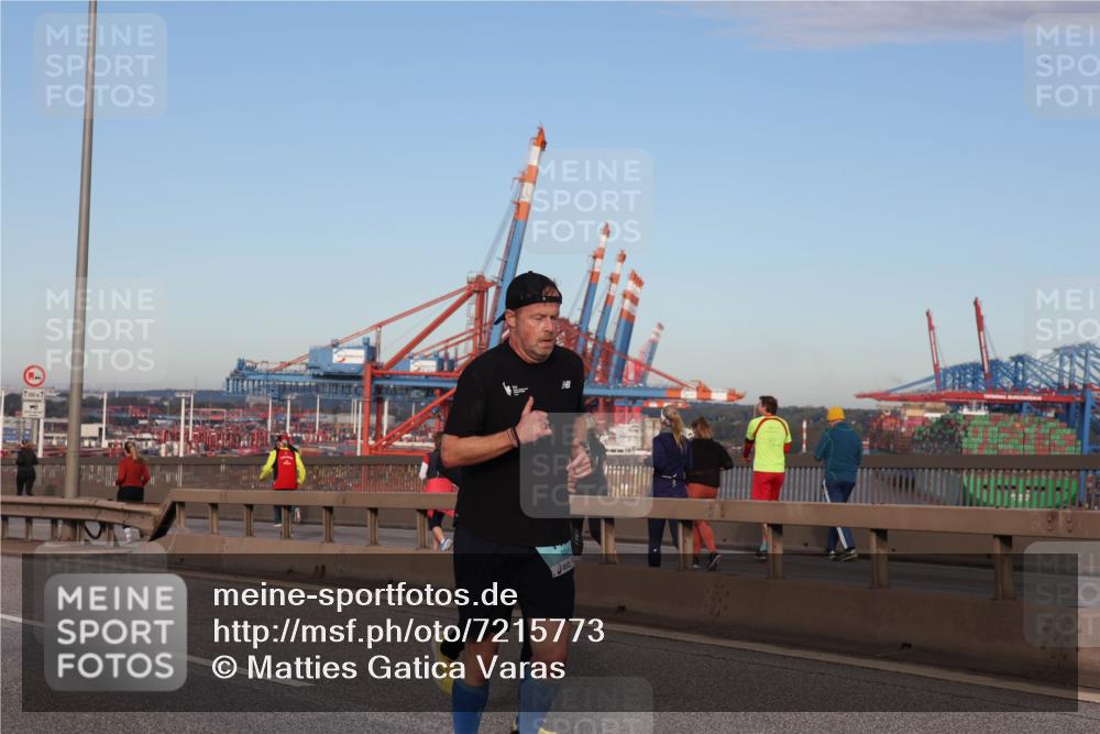 03.10.2024 - Köhlbrandbrückenlauf Matties Gatica Varas http://msf.ph/oto/7215773 03.10.2024 09:39:13 Position 2  meine-sportfotos.de