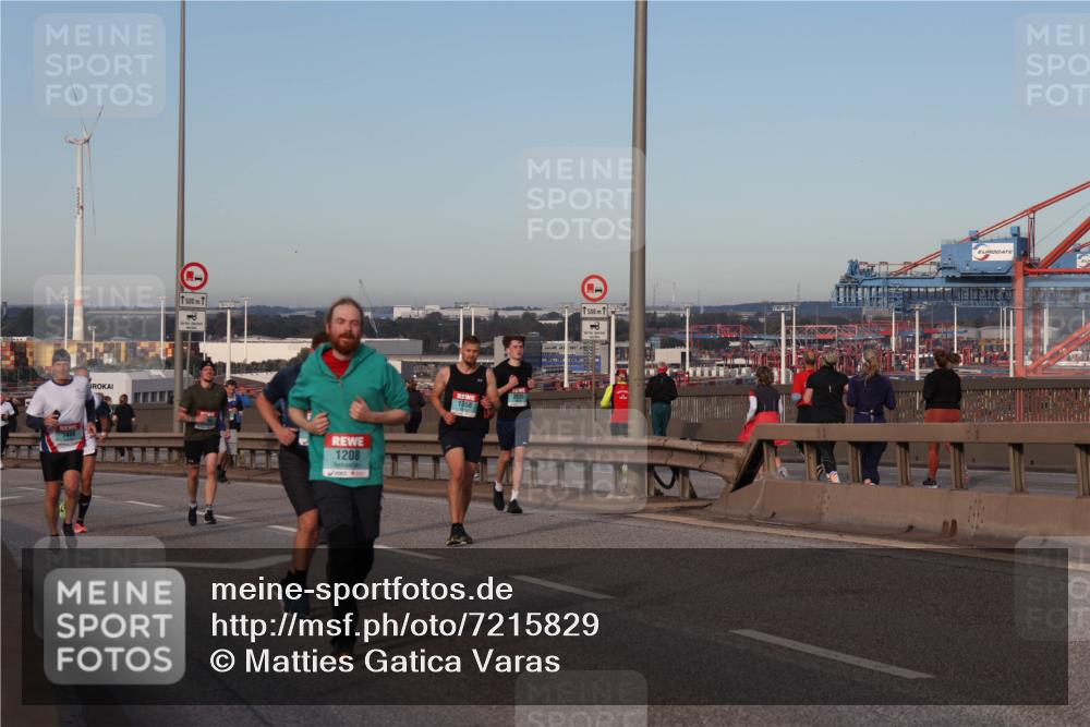03.10.2024 - Köhlbrandbrückenlauf Matties Gatica Varas http://msf.ph/oto/7215829 03.10.2024 09:39:18 Position 2 1, 500, 1208, 2035, 1358, 1500 meine-sportfotos.de