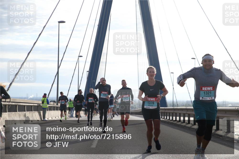 03.10.2024 - Köhlbrandbrückenlauf Jannik Wohlers http://msf.ph/oto/7215896 03.10.2024 09:22:20 Position 1 1318, 1026, 1415, 1370, 1321 meine-sportfotos.de