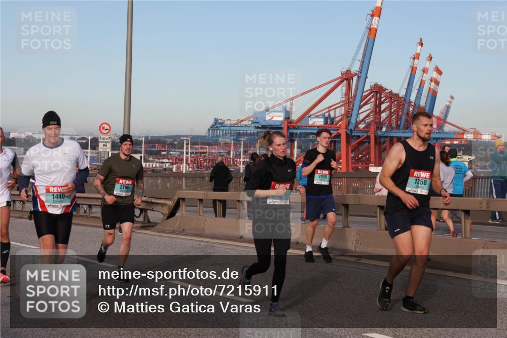 03.10.2024 - Köhlbrandbrückenlauf Matties Gatica Varas http://msf.ph/oto/7215911 03.10.2024 09:39:23 Position 2 1500, 1, 2035, 1358, 1440, 2196 meine-sportfotos.de