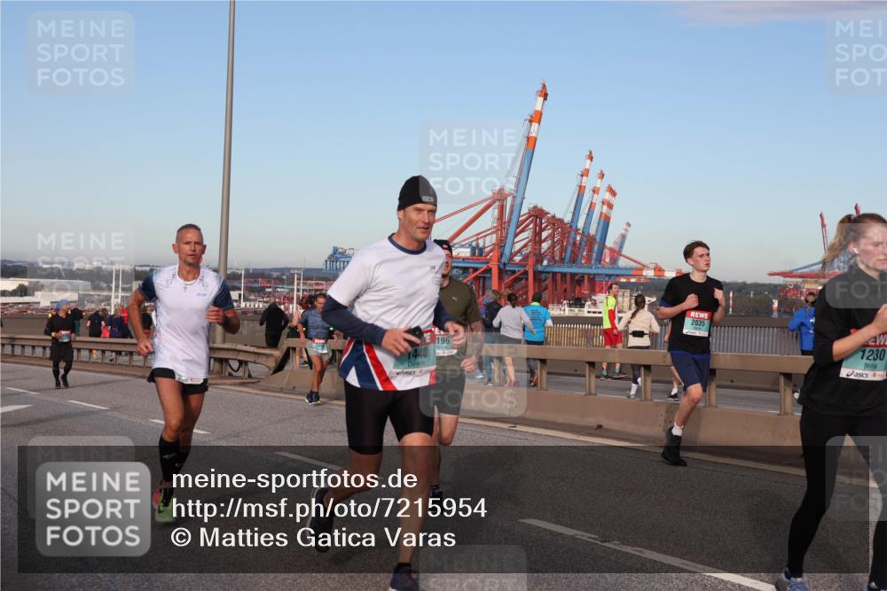 03.10.2024 - Köhlbrandbrückenlauf Matties Gatica Varas http://msf.ph/oto/7215954 03.10.2024 09:39:25 Position 2 440, 196, 2035, 1230 meine-sportfotos.de