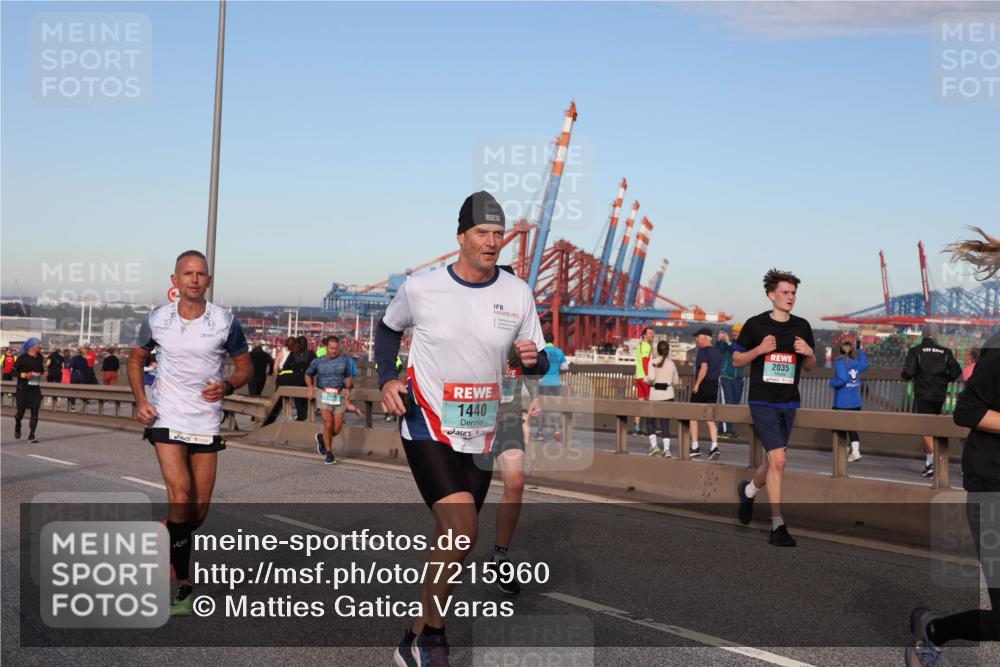 03.10.2024 - Köhlbrandbrückenlauf Matties Gatica Varas http://msf.ph/oto/7215960 03.10.2024 09:39:26 Position 2 1440, 2035 meine-sportfotos.de