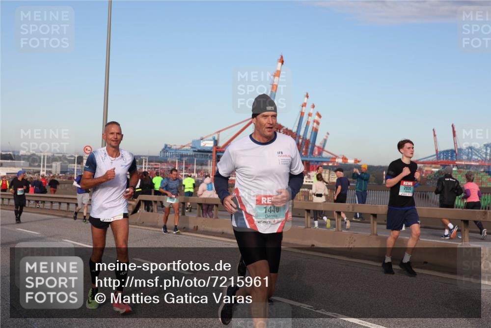 03.10.2024 - Köhlbrandbrückenlauf Matties Gatica Varas http://msf.ph/oto/7215961 03.10.2024 09:39:26 Position 2 1440, 2035 meine-sportfotos.de