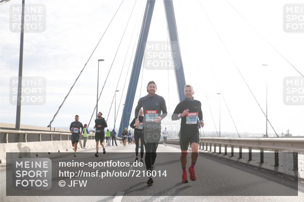 03.10.2024 - Köhlbrandbrückenlauf Jannik Wohlers http://msf.ph/oto/7216014 03.10.2024 09:22:23 Position 1 1026, 1415 meine-sportfotos.de