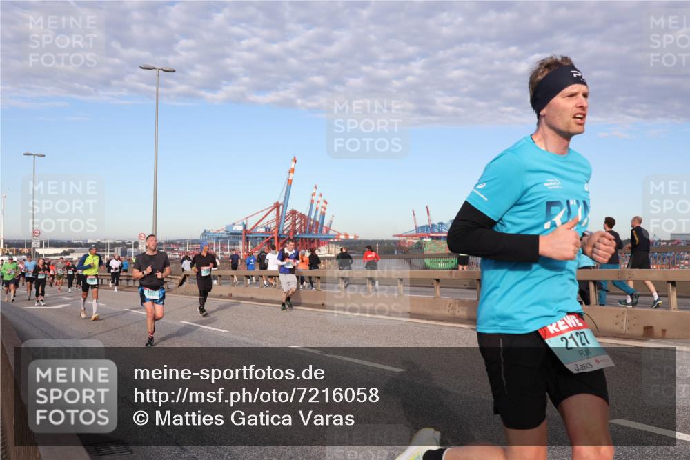 03.10.2024 - Köhlbrandbrückenlauf Matties Gatica Varas http://msf.ph/oto/7216058 03.10.2024 09:39:31 Position 2 2127 meine-sportfotos.de