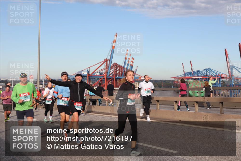 03.10.2024 - Köhlbrandbrückenlauf Matties Gatica Varas http://msf.ph/oto/7216197 03.10.2024 09:39:38 Position 2 500, 1, 1585, 1441, 1595, 1246 meine-sportfotos.de