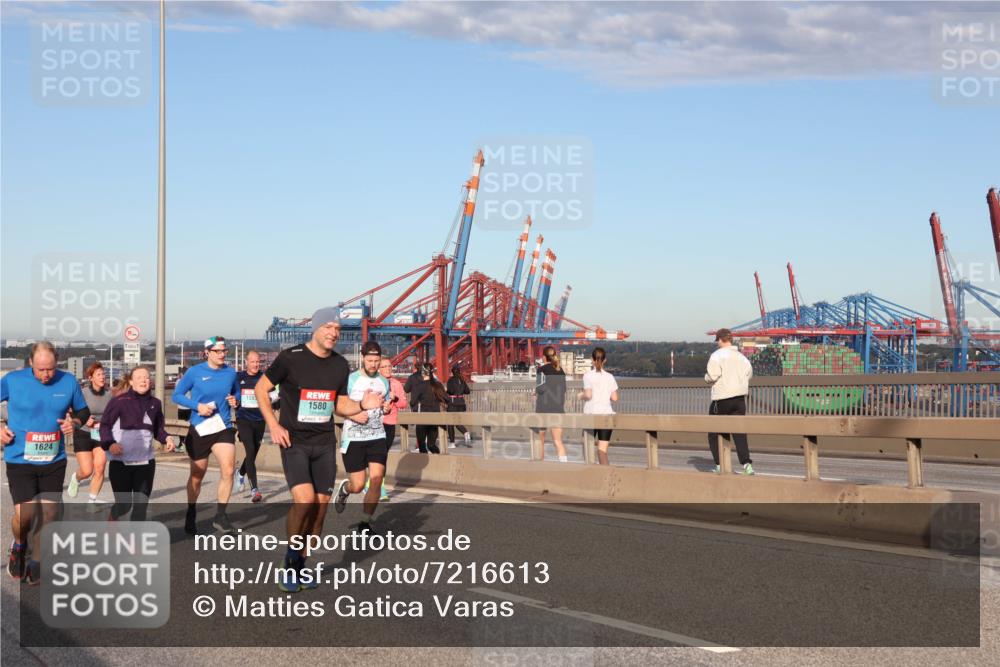 03.10.2024 - Köhlbrandbrückenlauf Matties Gatica Varas http://msf.ph/oto/7216613 03.10.2024 09:39:51 Position 2 1624, 159, 1580 meine-sportfotos.de