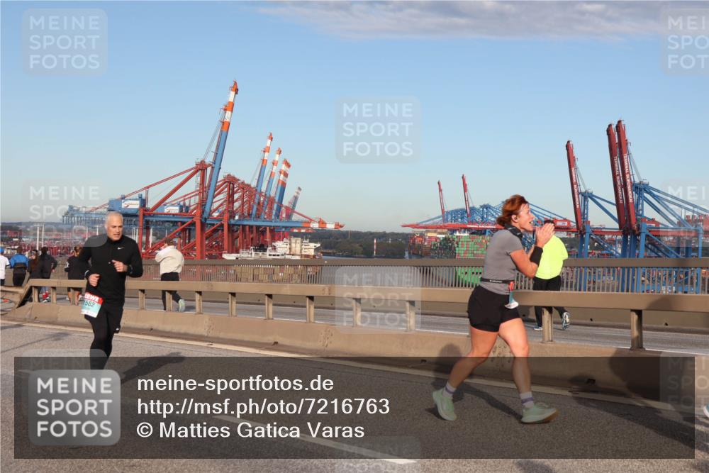03.10.2024 - Köhlbrandbrückenlauf Matties Gatica Varas http://msf.ph/oto/7216763 03.10.2024 09:39:55 Position 2 1582 meine-sportfotos.de
