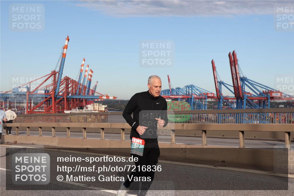 03.10.2024 - Köhlbrandbrückenlauf Matties Gatica Varas http://msf.ph/oto/7216836 03.10.2024 09:39:57 Position 2 1582 meine-sportfotos.de