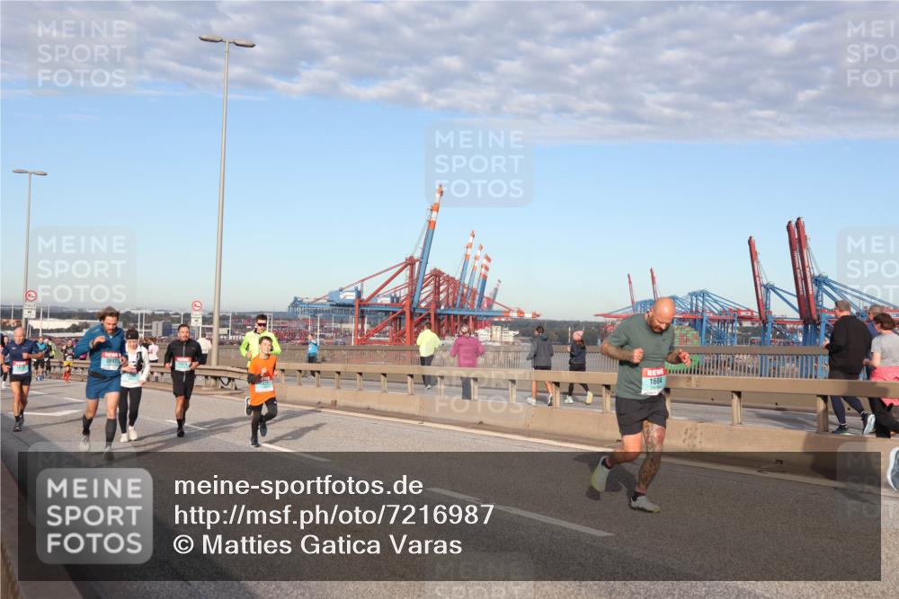 03.10.2024 - Köhlbrandbrückenlauf Matties Gatica Varas http://msf.ph/oto/7216987 03.10.2024 09:40:03 Position 2 1604 meine-sportfotos.de