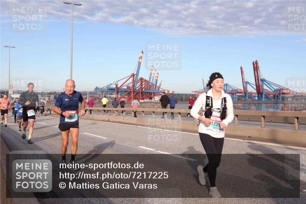 03.10.2024 - Köhlbrandbrückenlauf Matties Gatica Varas http://msf.ph/oto/7217225 03.10.2024 09:40:08 Position 2 613, 1239 meine-sportfotos.de
