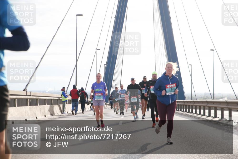 03.10.2024 - Köhlbrandbrückenlauf Jannik Wohlers http://msf.ph/oto/7217267 03.10.2024 09:22:41 Position 1 1107, 1481, 1378 meine-sportfotos.de