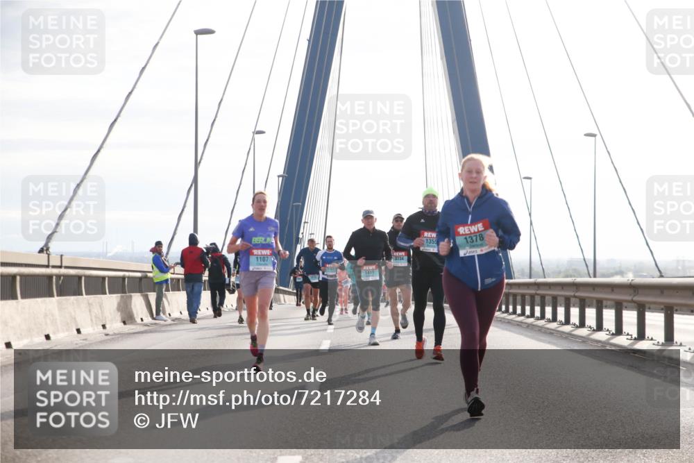 03.10.2024 - Köhlbrandbrückenlauf Jannik Wohlers http://msf.ph/oto/7217284 03.10.2024 09:22:41 Position 1 1107, 3734, 1481, 1355, 1378 meine-sportfotos.de