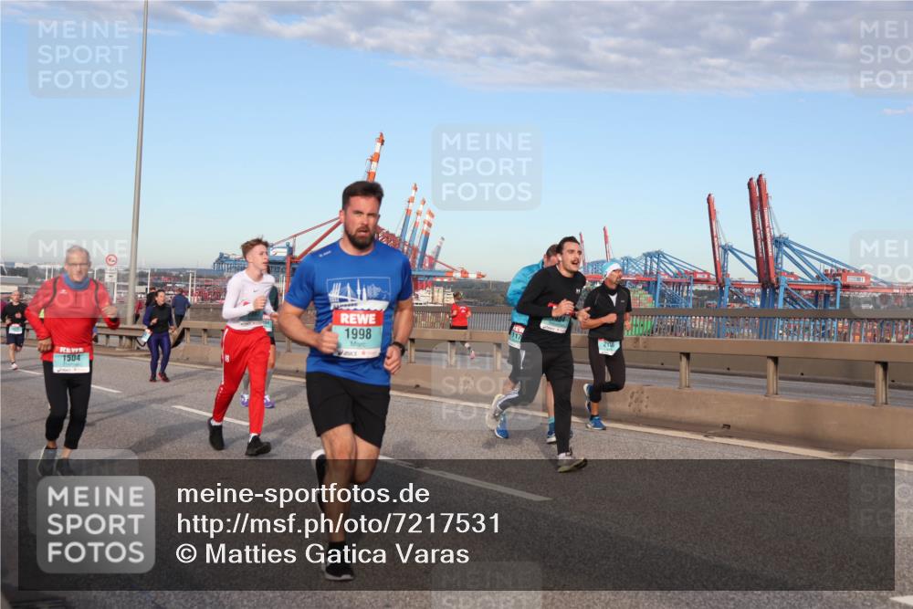 03.10.2024 - Köhlbrandbrückenlauf Matties Gatica Varas http://msf.ph/oto/7217531 03.10.2024 09:40:17 Position 2 1504, 1998, 2118 meine-sportfotos.de