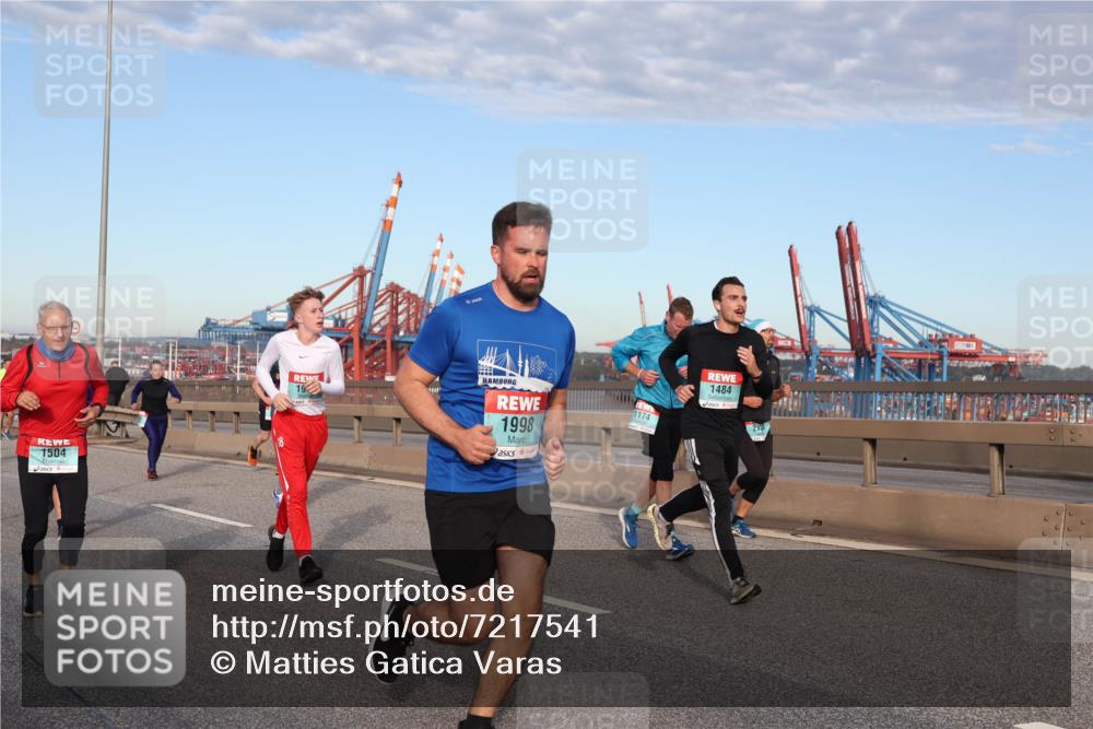 03.10.2024 - Köhlbrandbrückenlauf Matties Gatica Varas http://msf.ph/oto/7217541 03.10.2024 09:40:18 Position 2 1504, 19, 1998, 1484, 1174, 21 meine-sportfotos.de