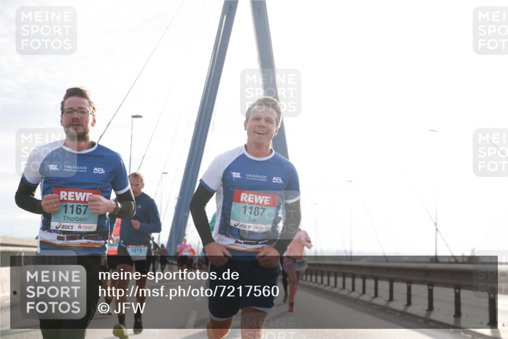 03.10.2024 - Köhlbrandbrückenlauf Jannik Wohlers http://msf.ph/oto/7217560 03.10.2024 09:22:48 Position 1 1167, 1615, 1187 meine-sportfotos.de